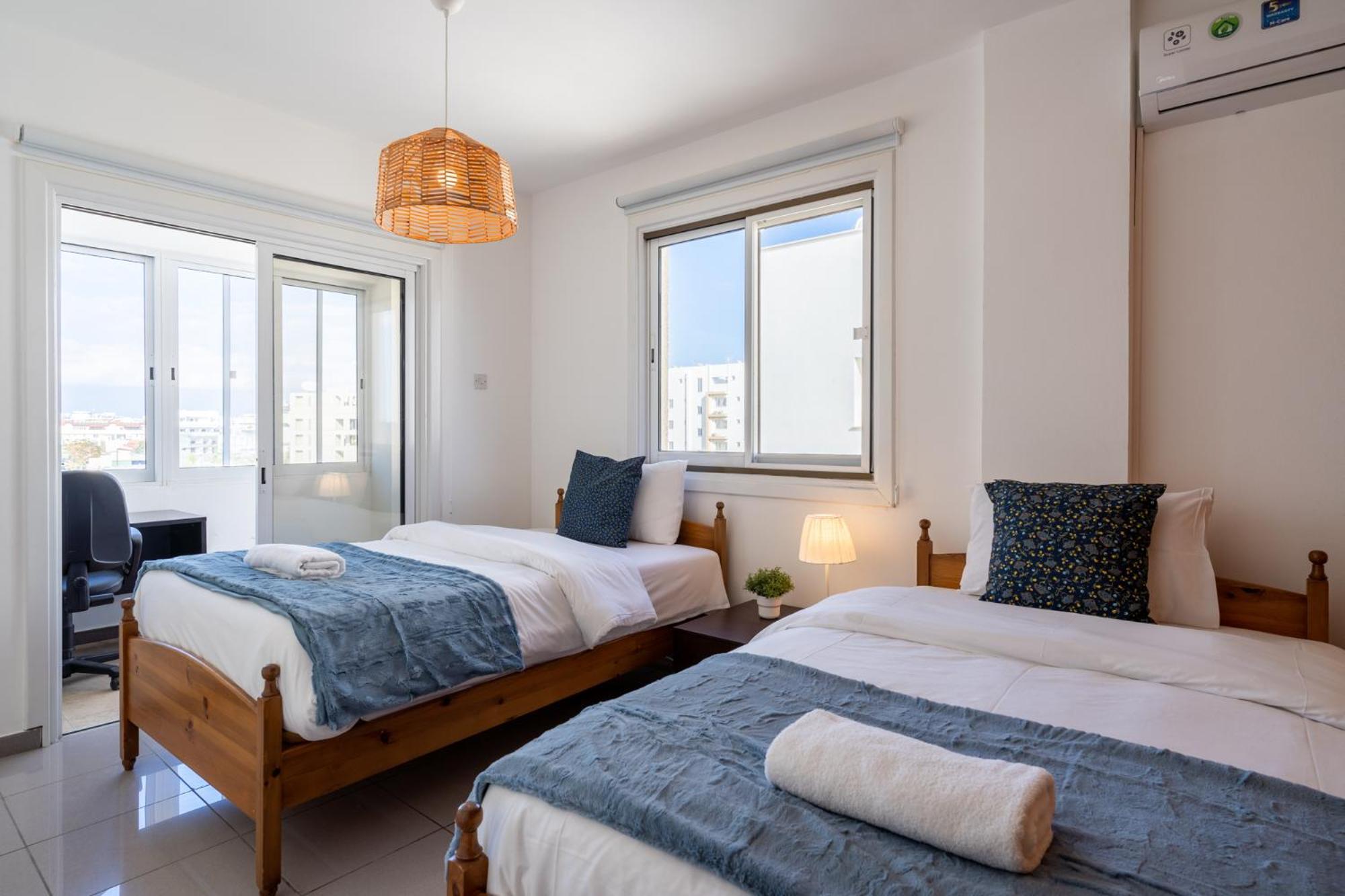 Jayde 2-Bedroom Apartment In Ларнака Екстер'єр фото